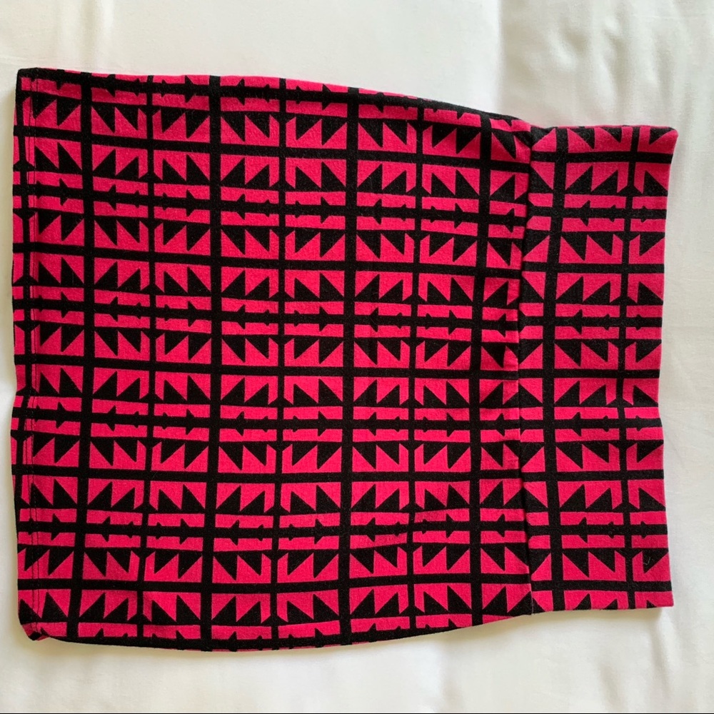Charlotte Russe, Basic mini skirt